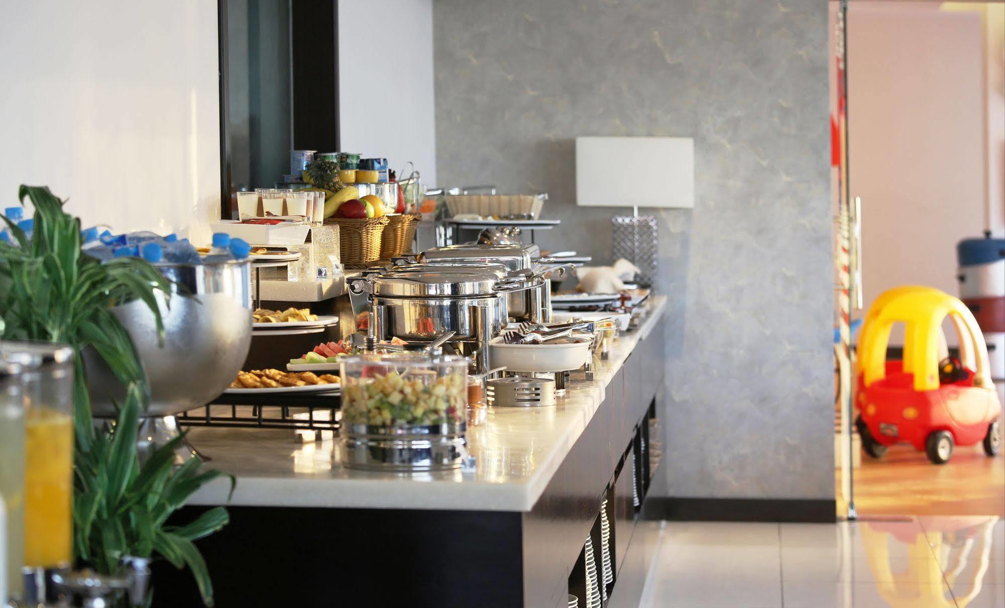 Spectrums Tahlia Jeddah Ngoại thất bức ảnh